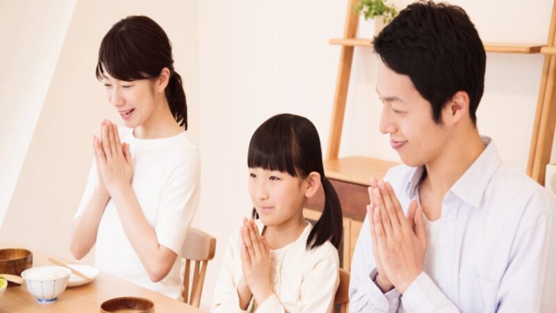 Giải đáp câu hỏi “Trước và sau ăn người Nhật nói gì?”